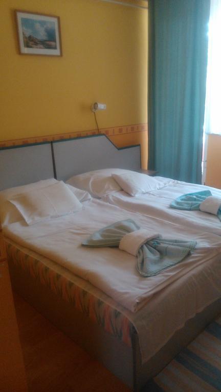 Hotel Dombóvár Rom bilde